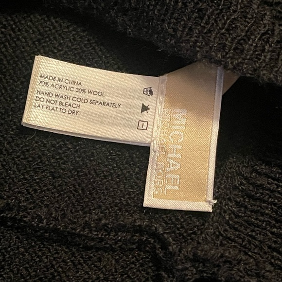 Michael Kors Jet Set Monogram Pointelle Infinity Scarf (in Black) - Picture 4 of 5